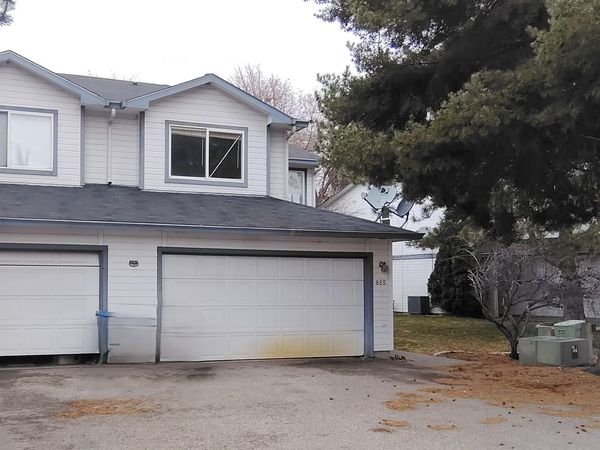 865 Tumbleweed Ave, Mountain Home, ID 83647