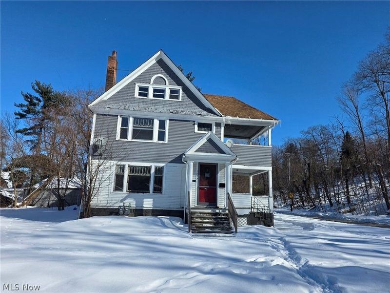 1895 Chapman Avenue, Cleveland, OH 44112 Photo 2