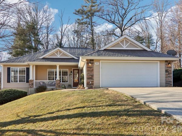 59 Eagle Chase Lane, Etowah, NC 28729