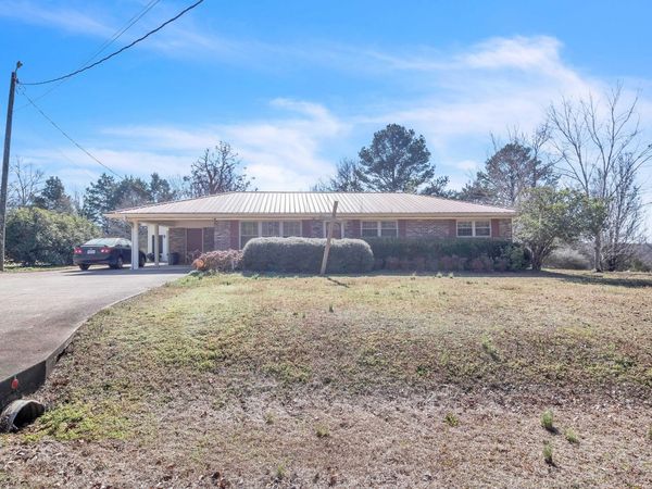 2362 Tabernacle Rd, Columbus, MS 39702