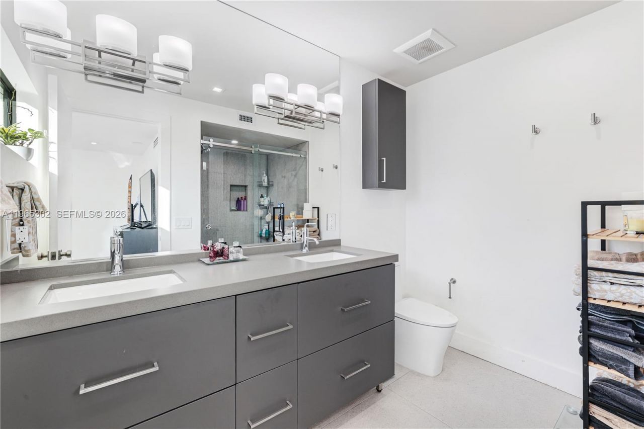 640 Fernwood Rd, Key Biscayne, FL 33149 Photo