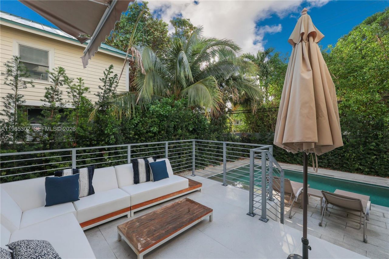 640 Fernwood Rd, Key Biscayne, FL 33149 Photo