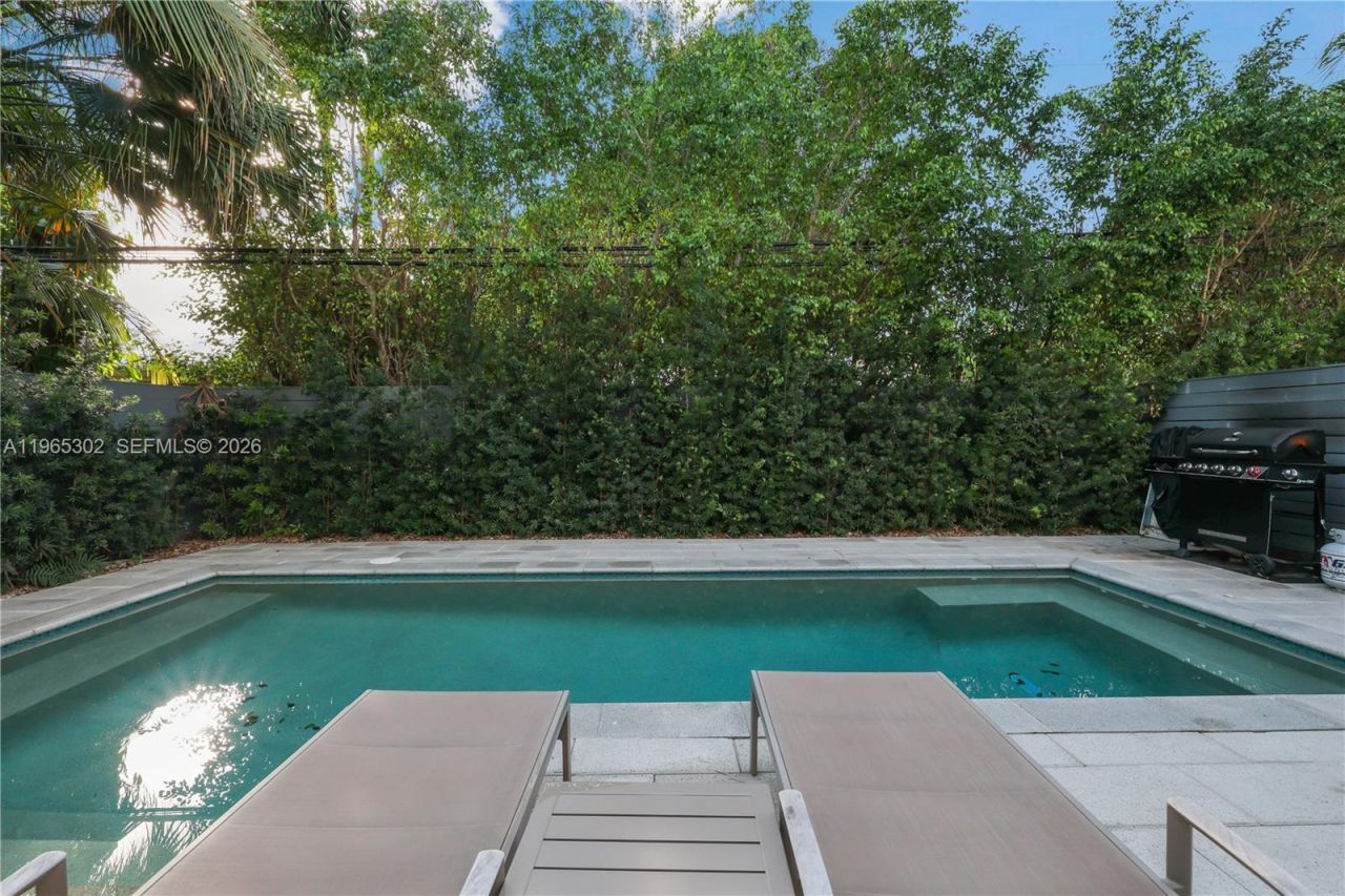 640 Fernwood Rd, Key Biscayne, FL 33149 Photo