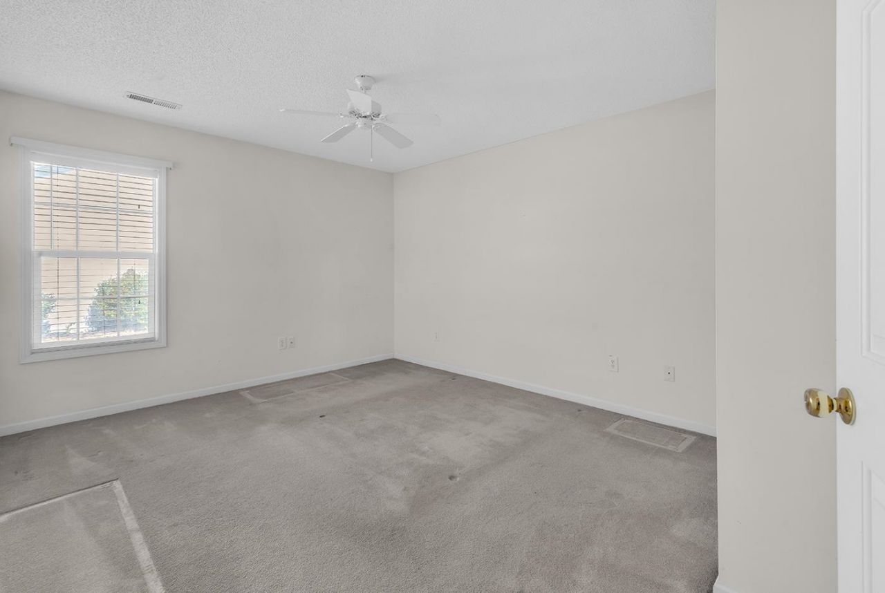 104 Wildflower Trail Photo 15