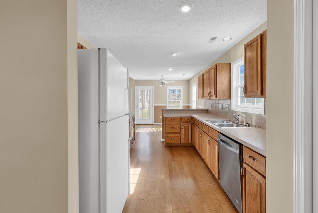 104 Wildflower Trail Photo 27