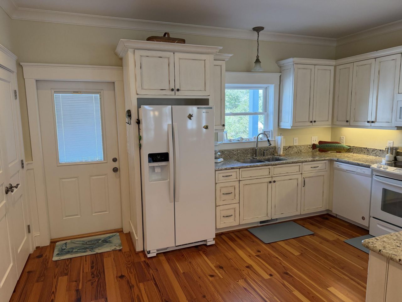 709 Jungle Road Photo 13