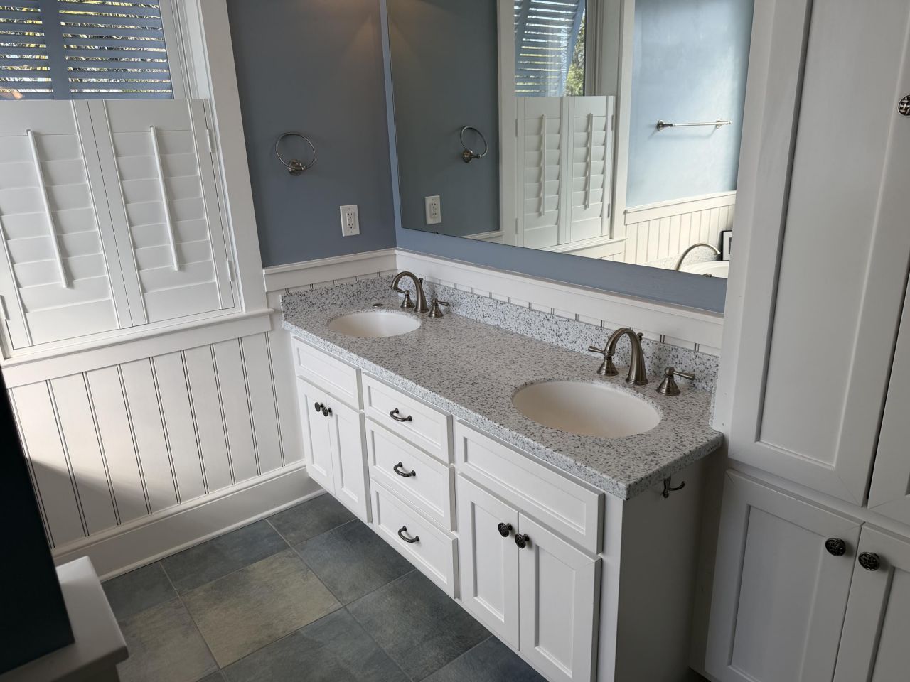 709 Jungle Road Photo 24