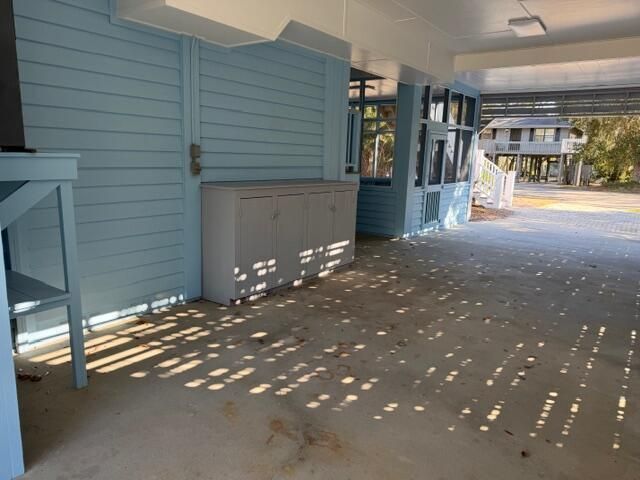 709 Jungle Road Photo 62