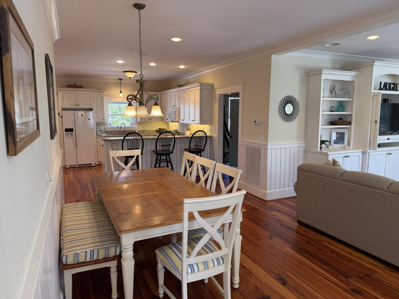 709 Jungle Road Photo 9