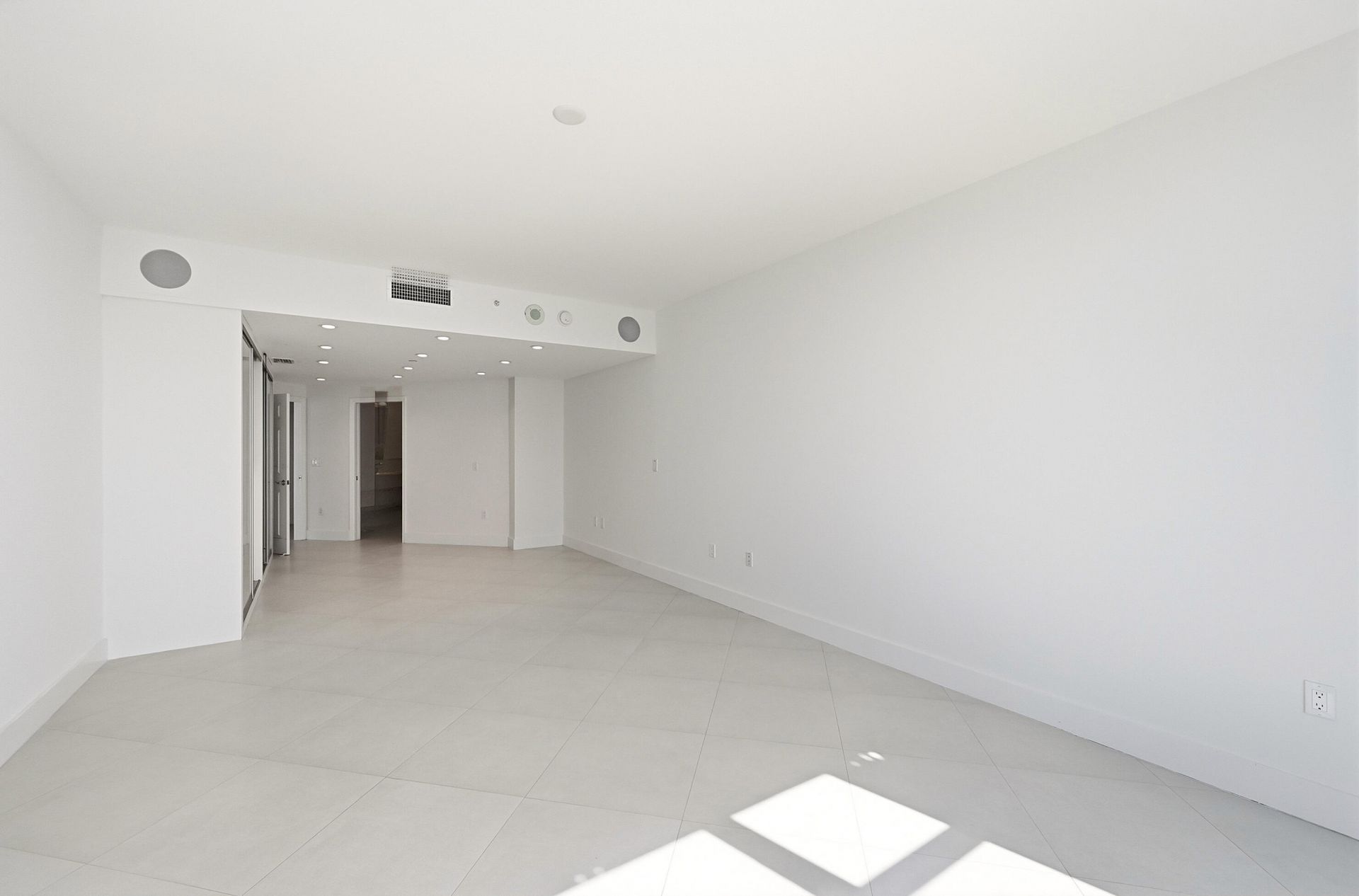 6051 N Ocean Drive, Unit 1101, Hollywood, FL 33019 Photo