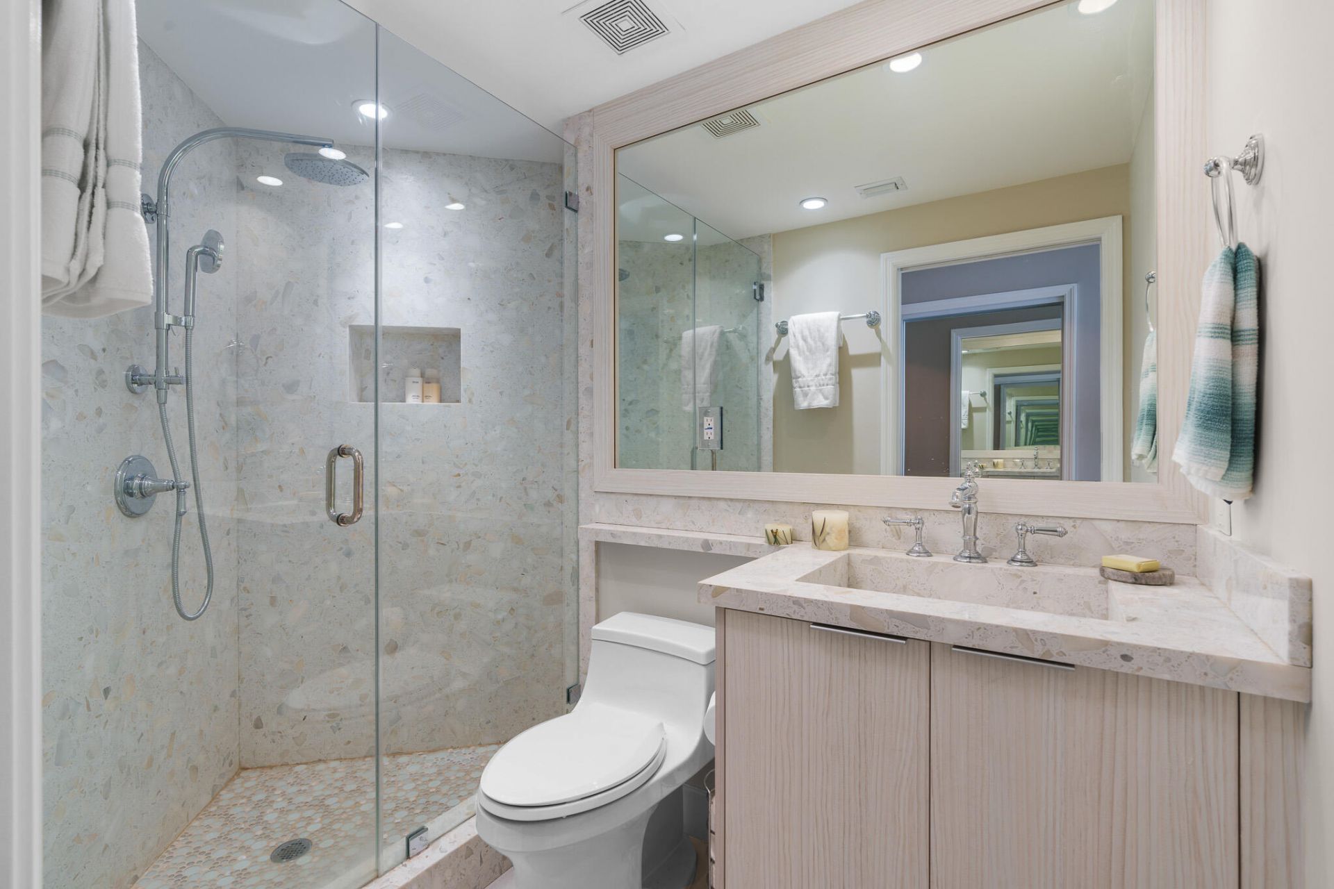 6051 N Ocean Drive, Unit 1101, Hollywood, FL 33019 Photo