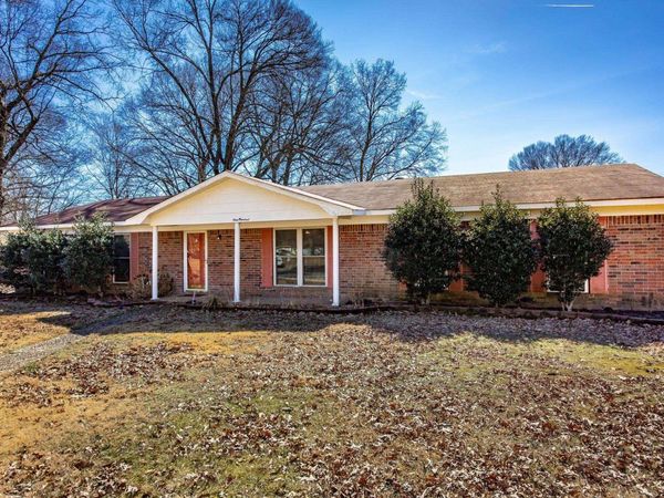 100 Oxford Cove, Jacksonville, AR 72076