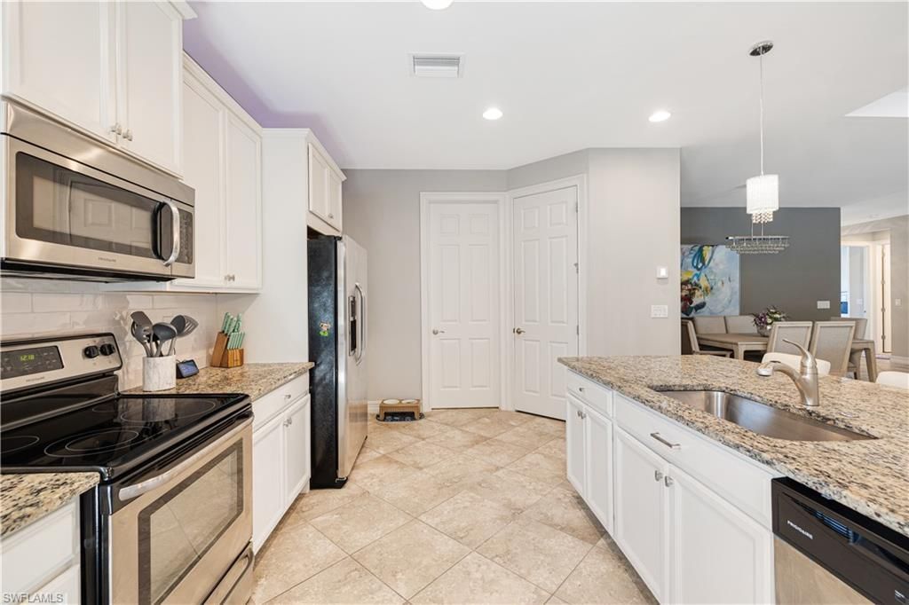 3161 Royal Gardens Ave, Fort Myers, FL 33916 Photo