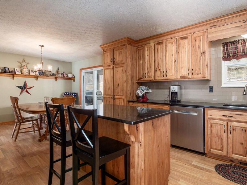 125 Persimmon Drive NE, Newark, OH 43055 Photo 10