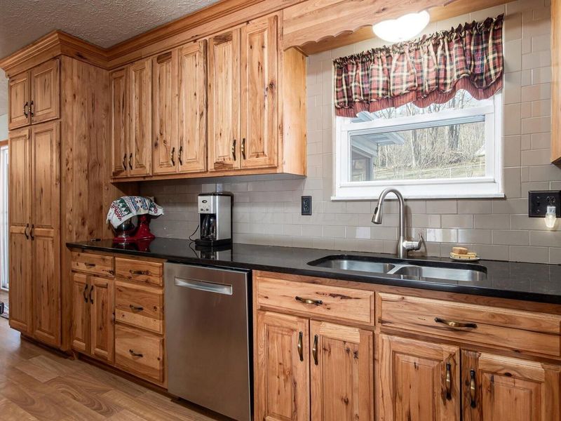 125 Persimmon Drive NE, Newark, OH 43055 Photo 12