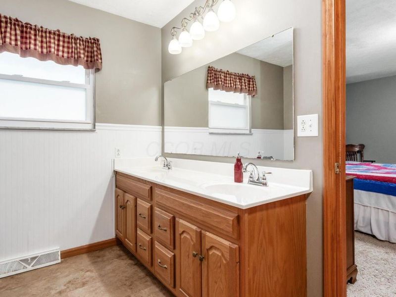 125 Persimmon Drive NE, Newark, OH 43055 Photo 15