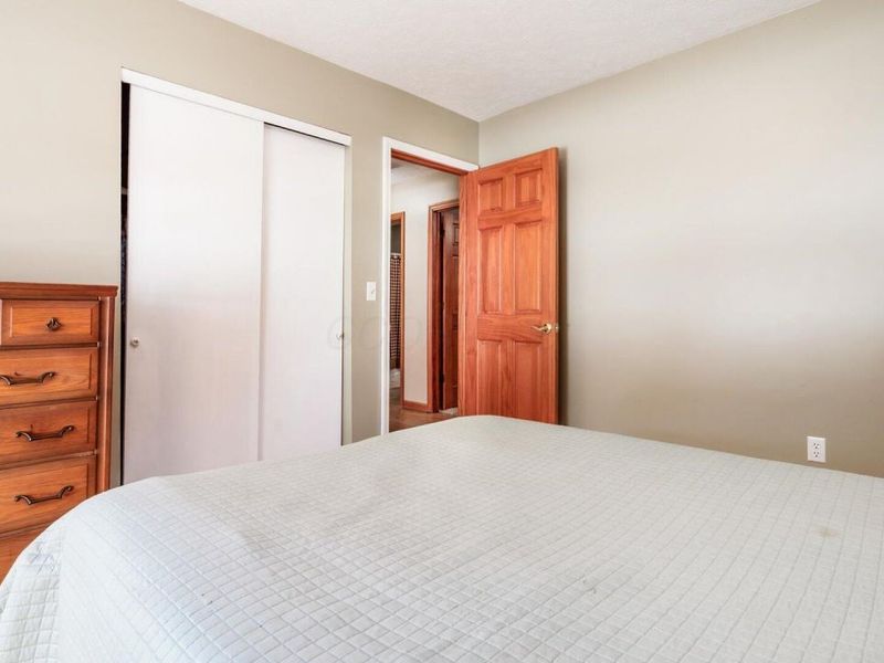 125 Persimmon Drive NE, Newark, OH 43055 Photo 21