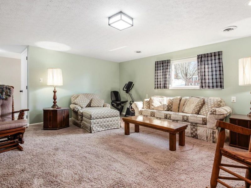 125 Persimmon Drive NE, Newark, OH 43055 Photo 24