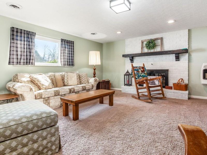 125 Persimmon Drive NE, Newark, OH 43055 Photo 25