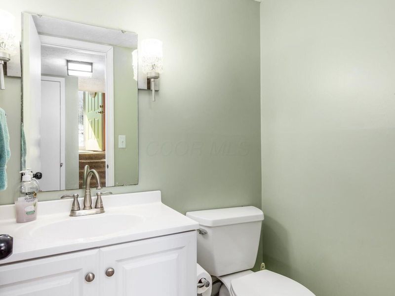 125 Persimmon Drive NE, Newark, OH 43055 Photo 29
