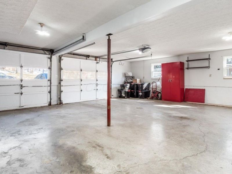 125 Persimmon Drive NE, Newark, OH 43055 Photo 32