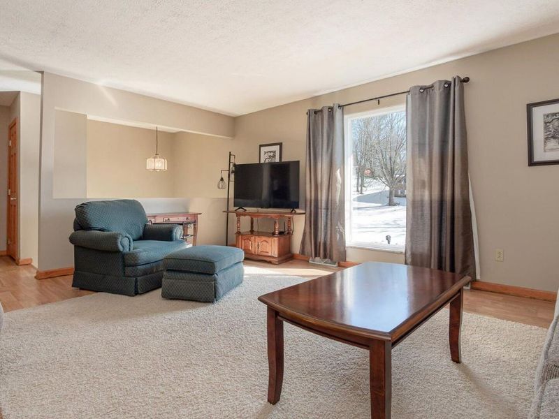 125 Persimmon Drive NE, Newark, OH 43055 Photo 4