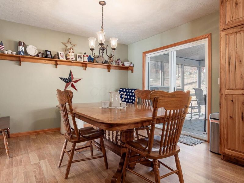 125 Persimmon Drive NE, Newark, OH 43055 Photo 5
