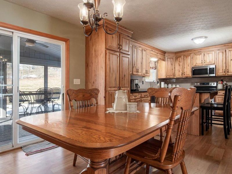 125 Persimmon Drive NE, Newark, OH 43055 Photo 8