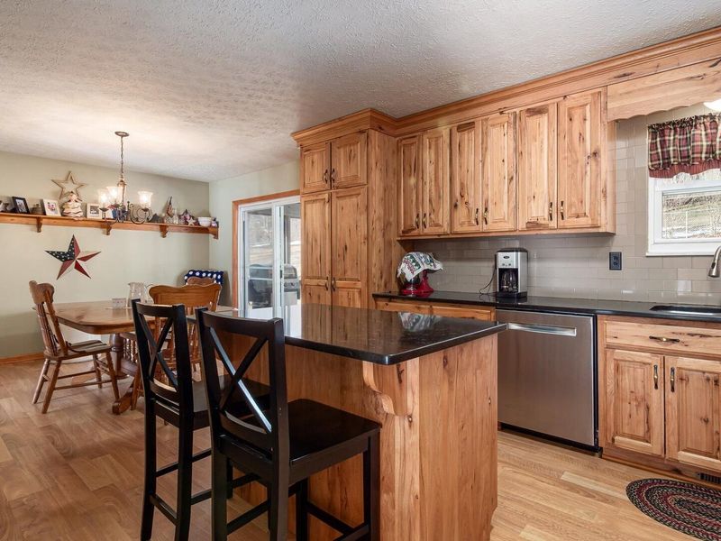 125 Persimmon Drive NE, Newark, OH 43055 Photo 8