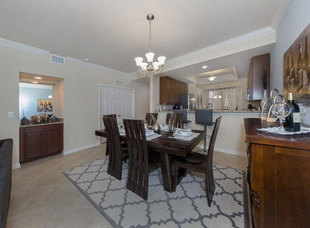 5528 Palmer Circle, Unit 105, Lakewood Ranch, FL 34211 Photo