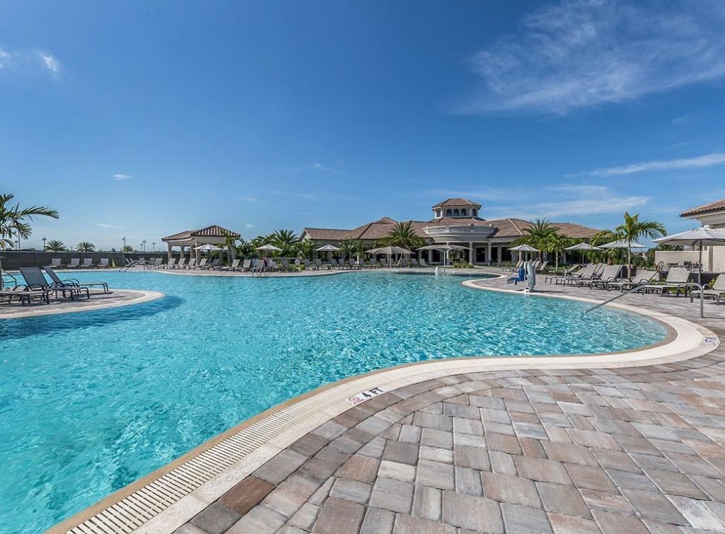 5528 Palmer Circle, Unit 105, Lakewood Ranch, FL 34211 Photo