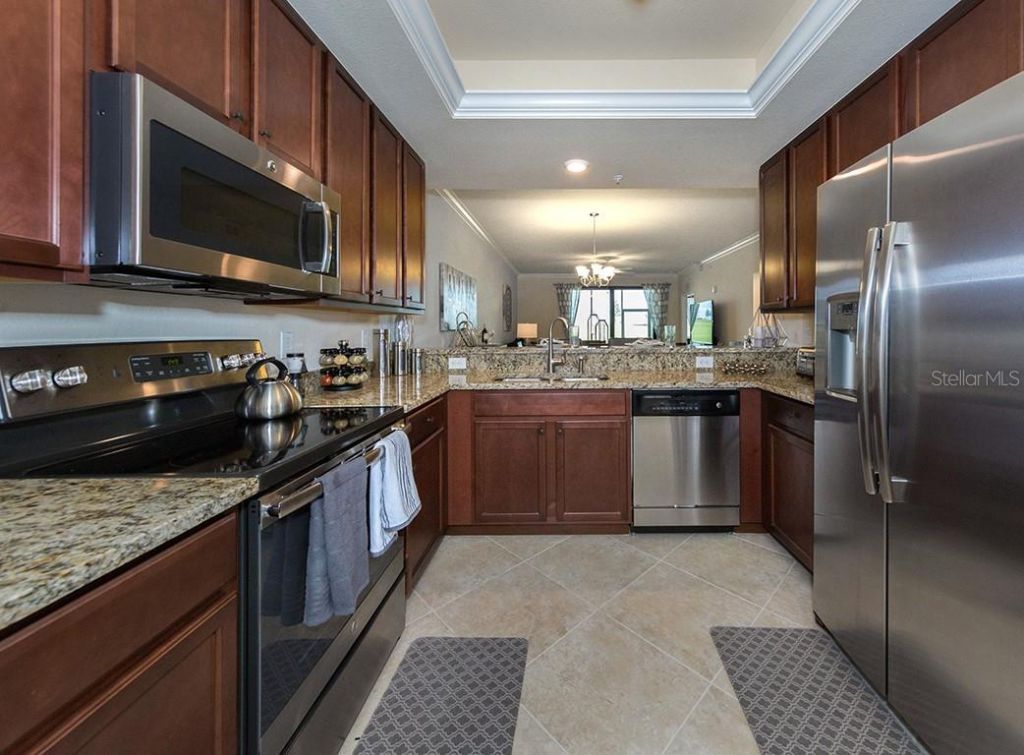 5528 Palmer Circle, Unit 105, Lakewood Ranch, FL 34211 Photo