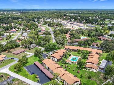 548 FAIRWAYS DRIVE, Unit B, OCALA, FL 34472