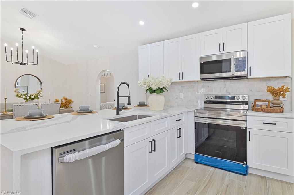 835 Geneva St E, Lehigh Acres, FL 33974 Photo