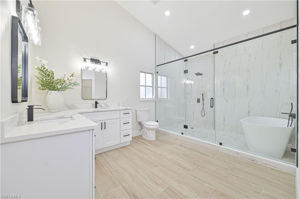 835 Geneva St E, Lehigh Acres, FL 33974 Photo