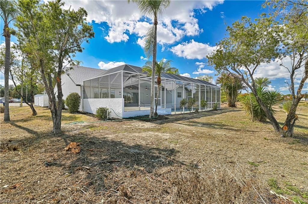 835 Geneva St E, Lehigh Acres, FL 33974 Photo