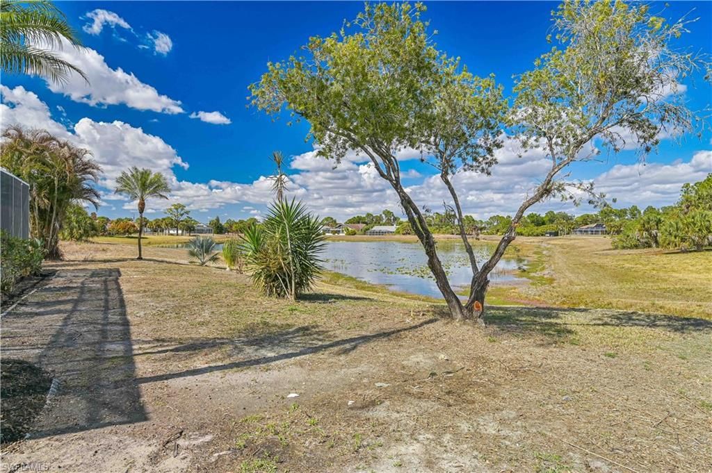 835 Geneva St E, Lehigh Acres, FL 33974 Photo