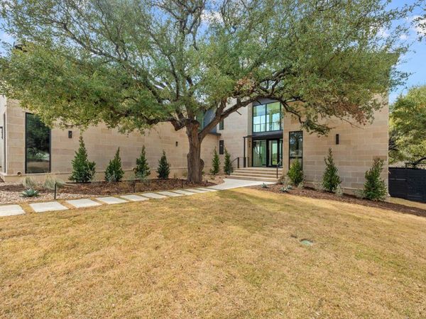 111 Orange Plume, Horseshoe Bay, TX 78657