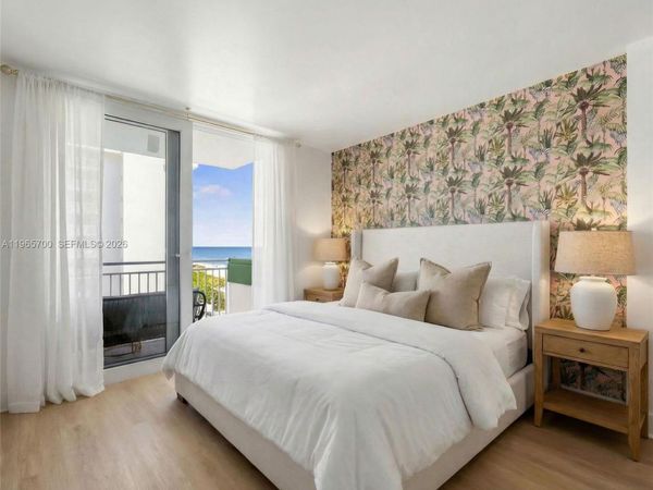 345 Ocean Dr, Unit 718, Miami Beach, FL 33139