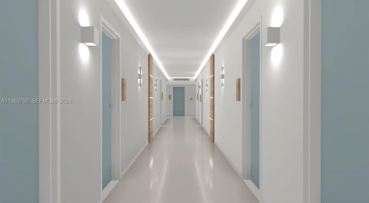 345 Ocean Dr, Unit 718, Miami Beach, FL 33139 Photo