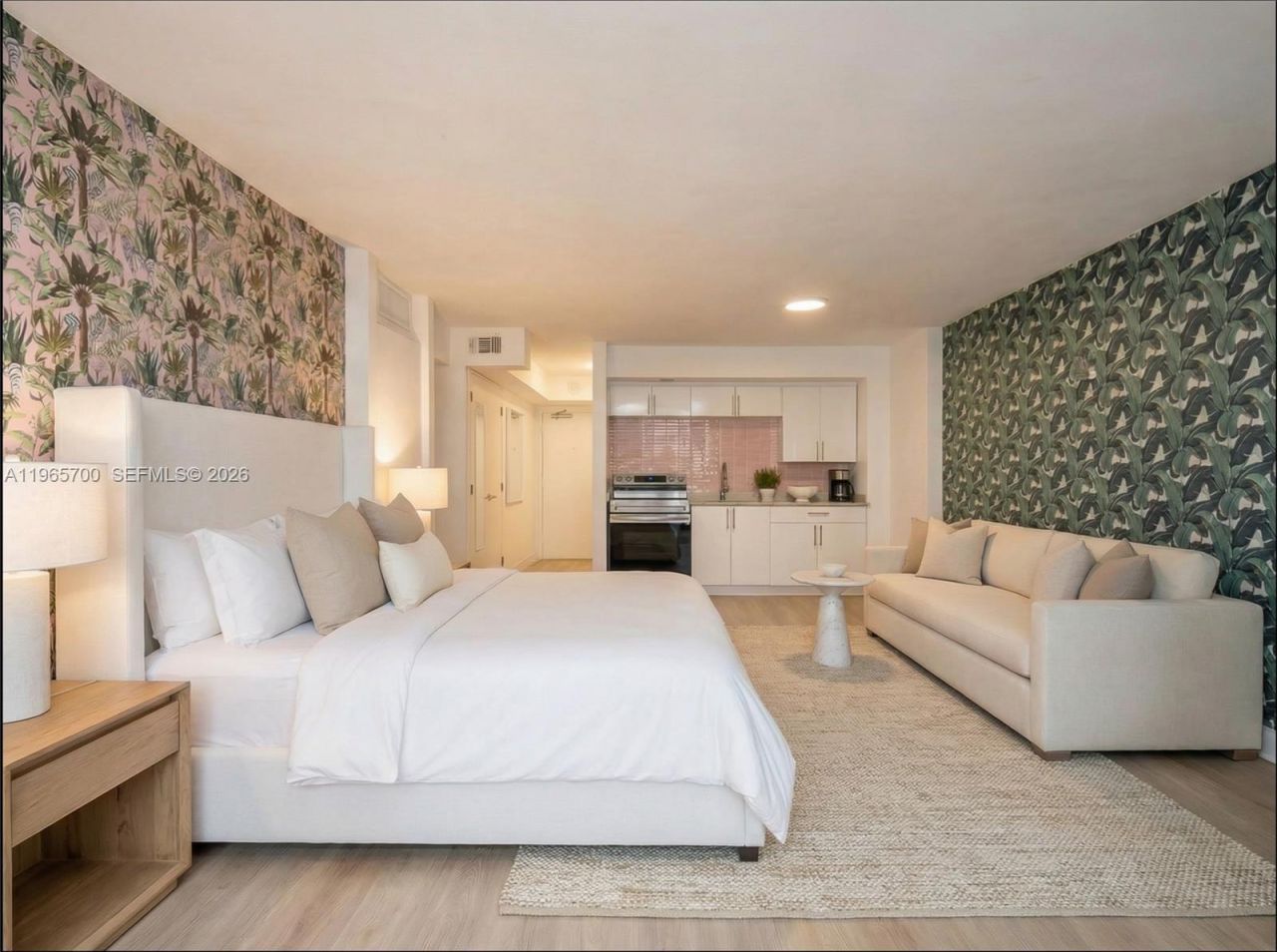 345 Ocean Dr, Unit 718, Miami Beach, FL 33139 Photo