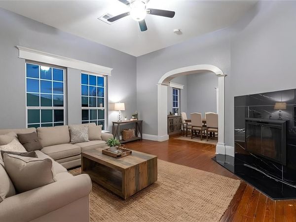 324 E Pace Street , Frost, TX 76641