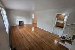 1433 Salisbury Street photo 4