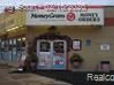 19224 Carlysle Street, Dearborn, MI 48124