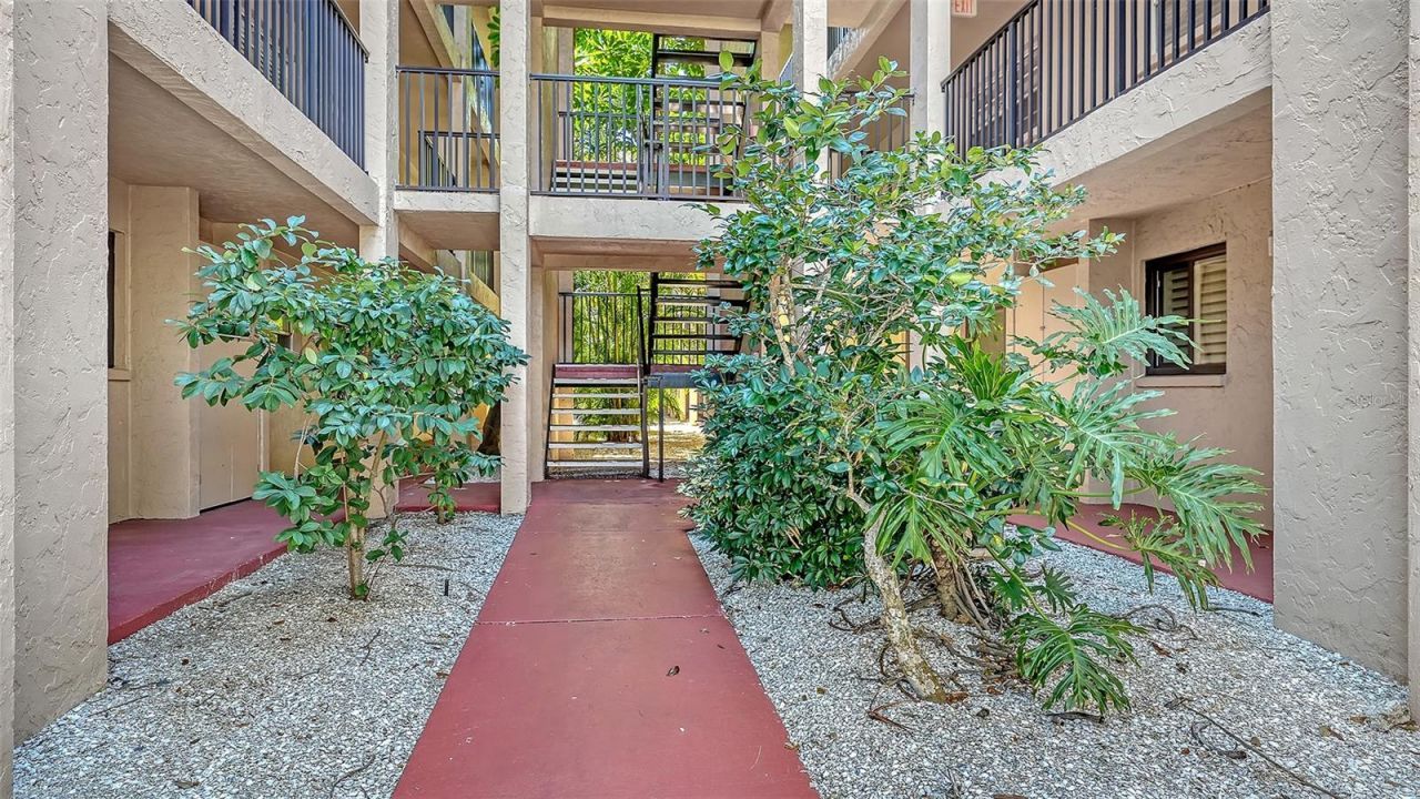 3700 S Osprey Avenue, Unit 219, Sarasota, FL 34239 Photo