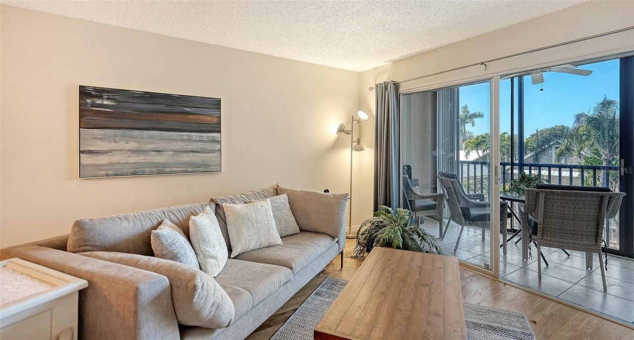 3700 S Osprey Avenue, Unit 219, Sarasota, FL 34239 Photo