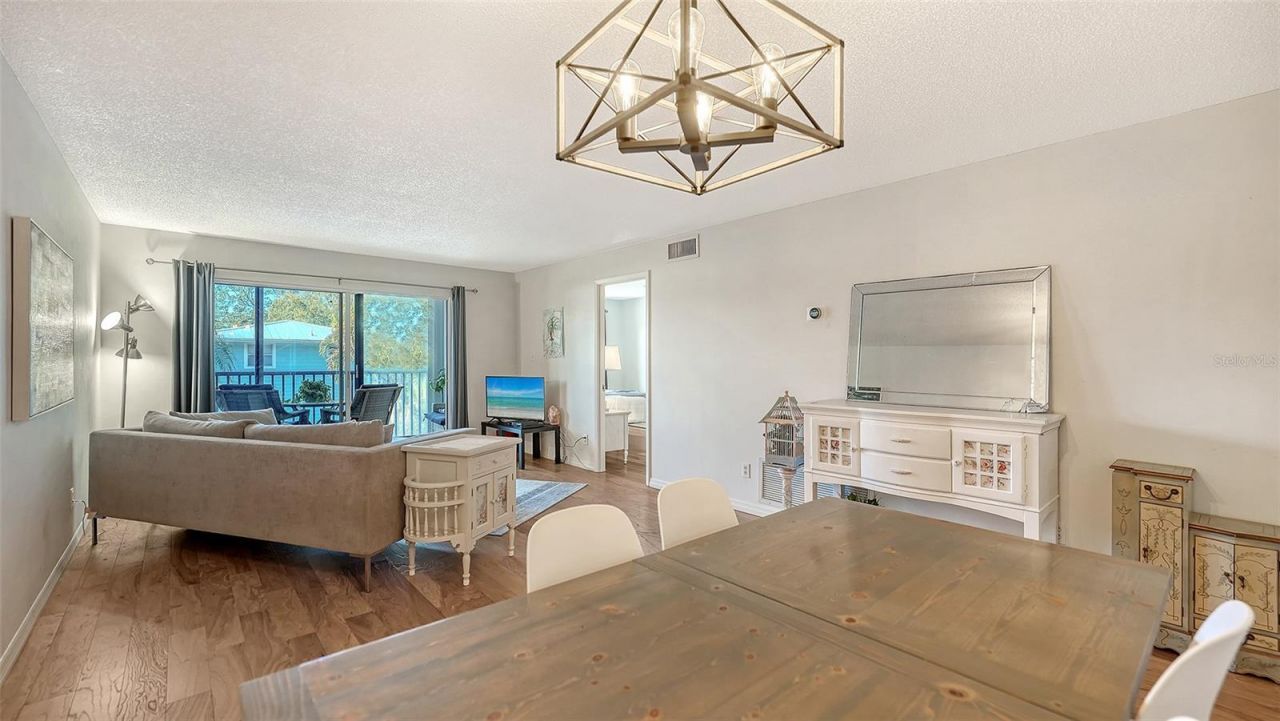 3700 S Osprey Avenue, Unit 219, Sarasota, FL 34239 Photo