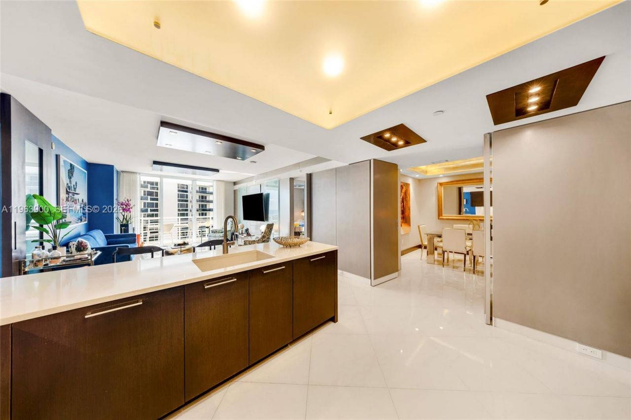 2821 N Ocean Blvd, Unit 806S, Fort Lauderdale, FL 33308 Photo