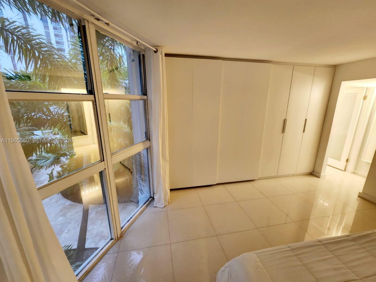 1000 Quayside Ter , Unit 408, Miami, FL 33138 Photo