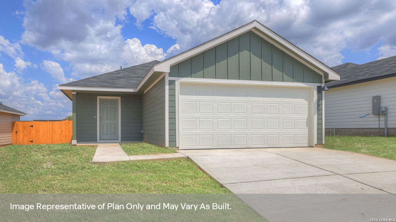 2205 Loganberry Lane, Luling, TX 78648 Main Photo